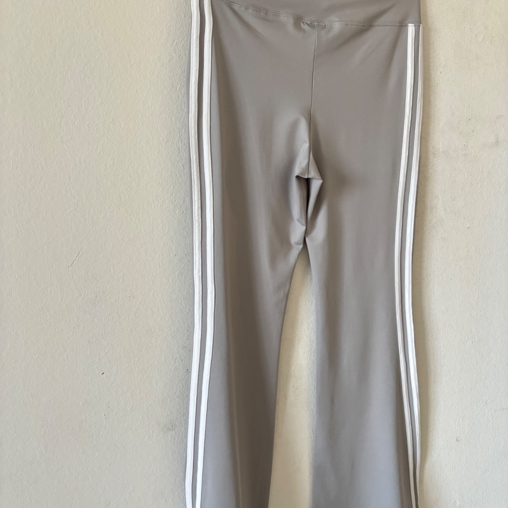 New York Active Contrast Side Stripe Flare Pants Regular Grey size medium NWOT - Picture 10 of 15